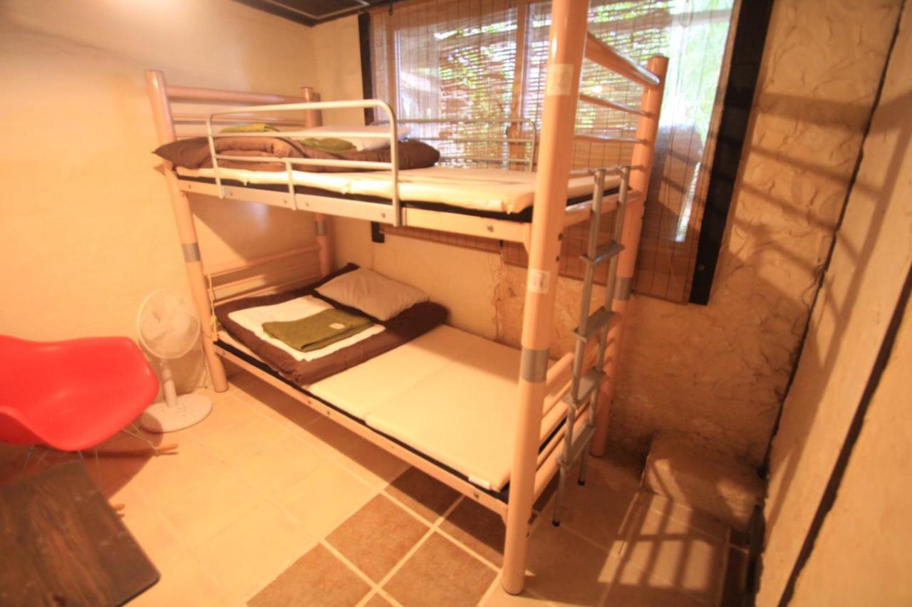 Taketomijima Guesthouse And Je Taime Exterior photo